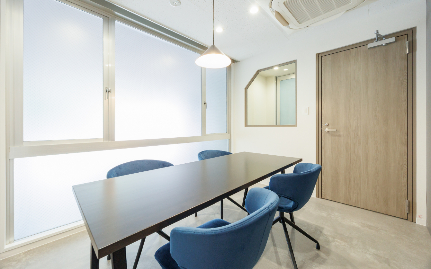 JR新橋駅徒歩6分!25年7月内装工事完了の新装セットアップオフィスの写真n6