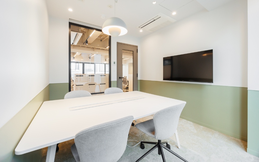 田町駅徒歩5分！原状回復不要の新築フルセットアップオフィスの写真9