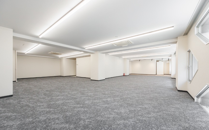 代々木駅徒歩2分!会議室3室完備の新装フルセットアップオフィスの写真7