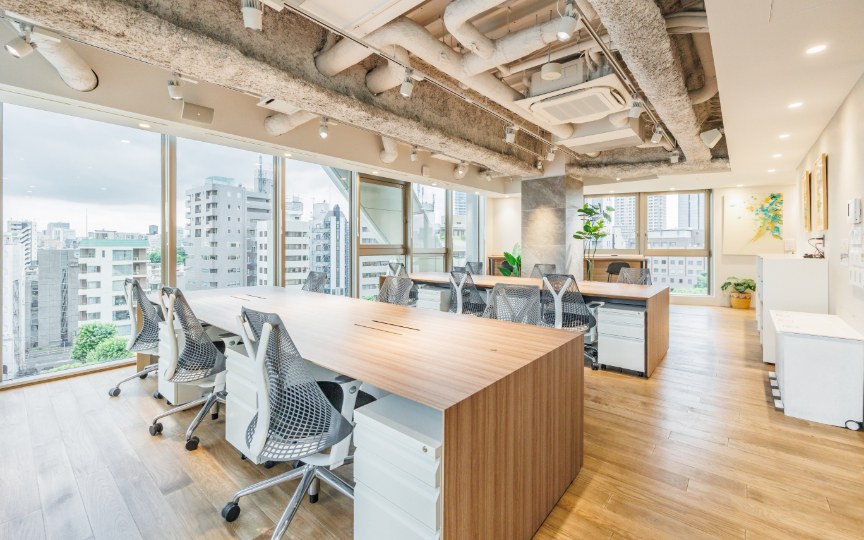 【敷金・原状回復不要】乃木坂駅徒歩1分、充実の共用部を備えたデザイナーズフルセットアップオフィスの写真4