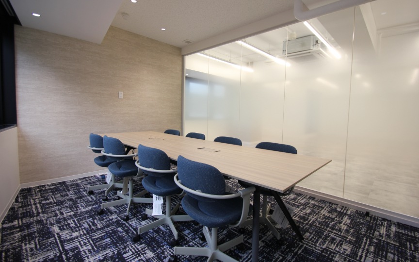 新宿三丁目駅徒歩4分！内装工事削減、ラウンジエリアまで備えたセットアップオフィスの写真7